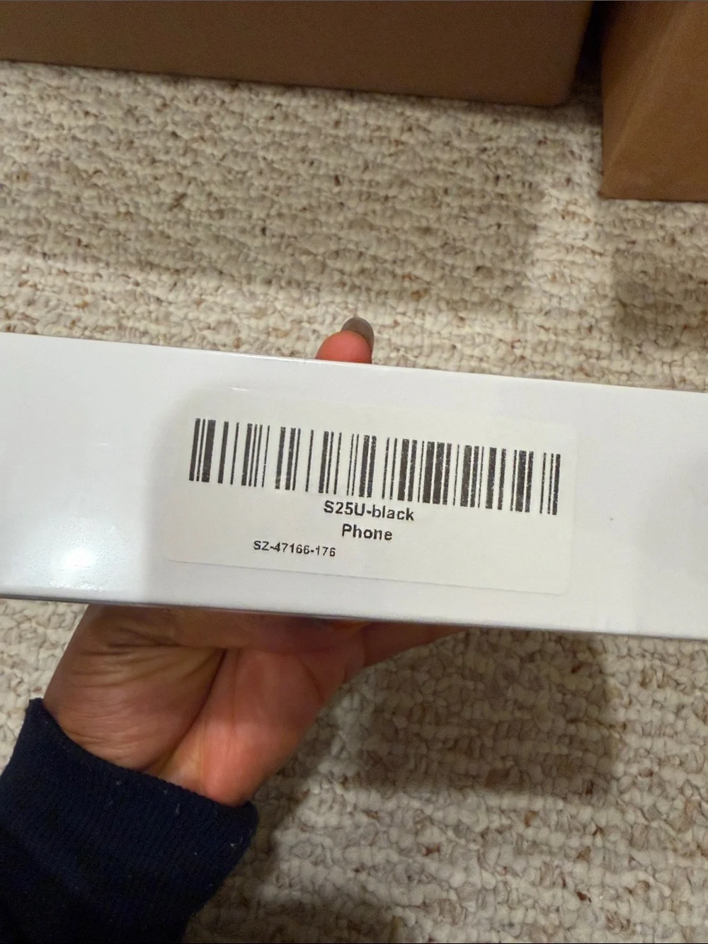 Smartphone (Unknown Brand) in Black - Sleek Display